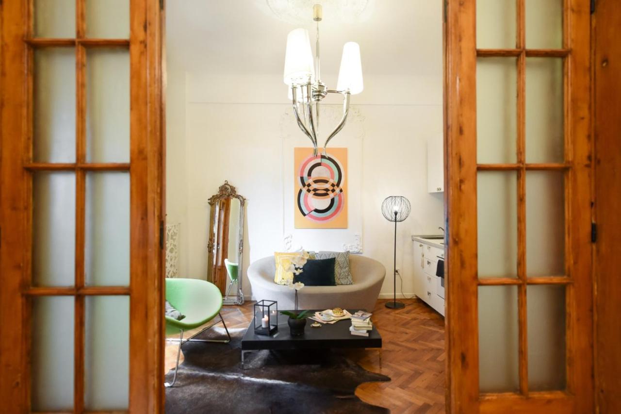 Vintage Elegance, Modern Comfort: 1Br Apartment Overlooking Calea Victoriei Βουκουρέστι Εξωτερικό φωτογραφία